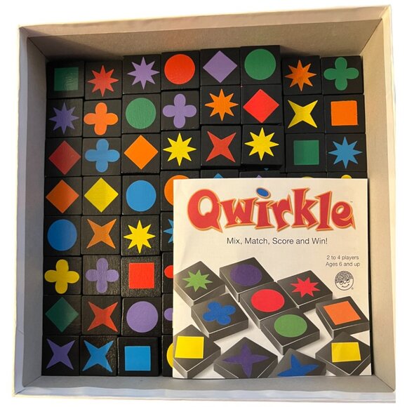 QWIRKLE Game I Multiple Awards I Easy to Learn Family Game I Wooden Tiles I Fun! - Picture 3 of 10